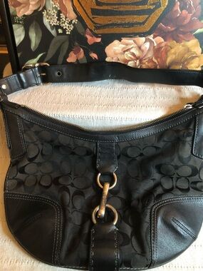 Coach vintage canvas and leather Black Signature Shoulder Bag